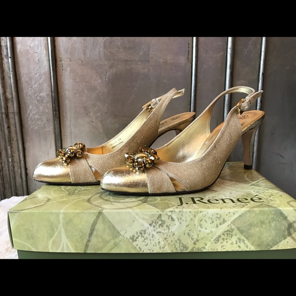 J. Reneé / Melody Gold - Picture 2 of 5